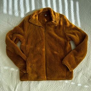 Uniqlo Fuzzy Teddy Zip Up